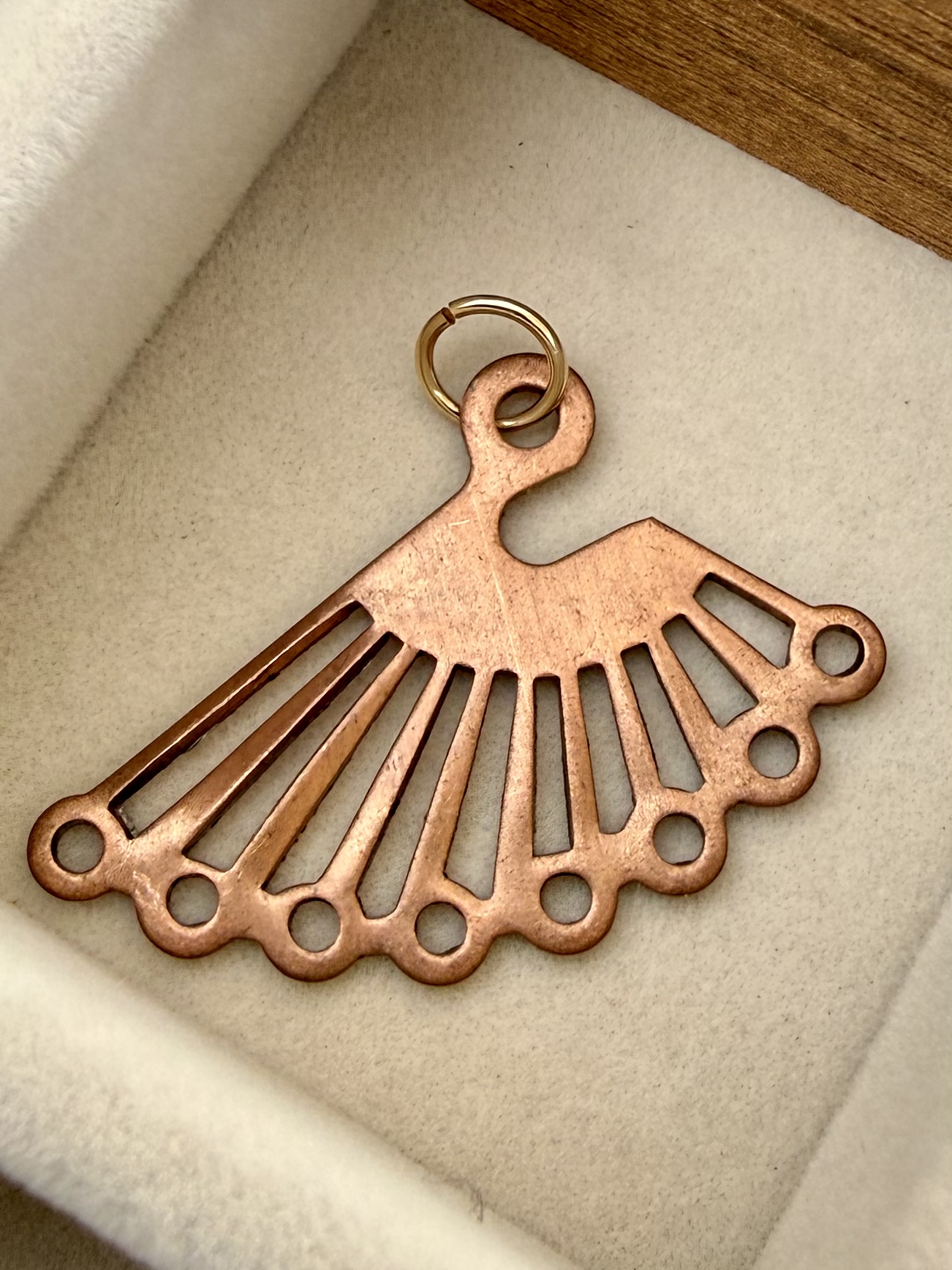 No. 043: Art Deco Openwork Coppery Drop — product photo